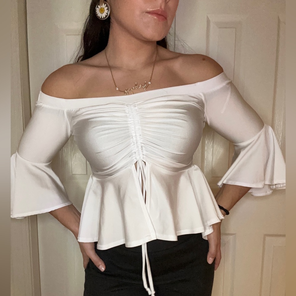 🤍 WHITE OFF SHOULDER ANGEL SLEEVE / WESTERN STYLE CROP TOP 🤍